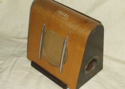 Model 55 speaker